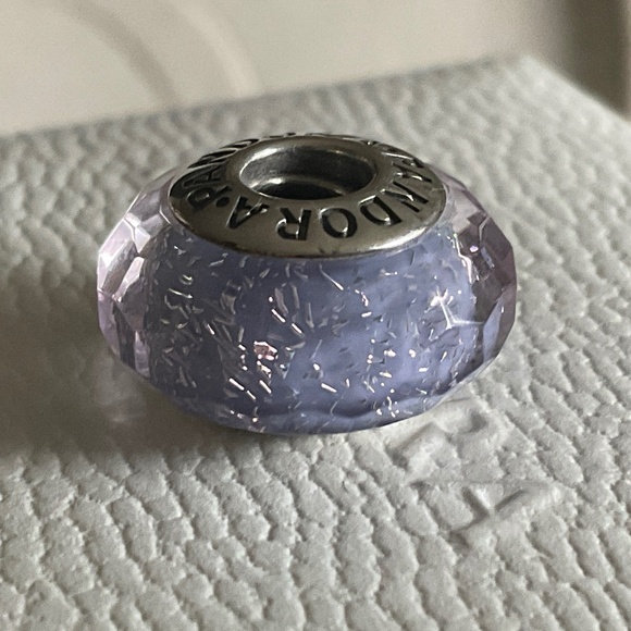 Pandora sparkling lavender glass charm - Picture 5 of 5